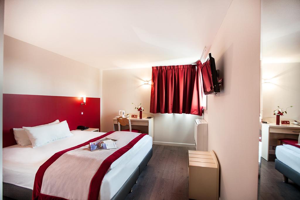 Hotel L'Amandier Nanterre Exterior photo